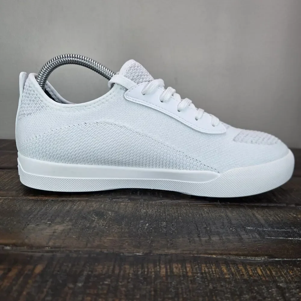 Vessi weekend sneaker