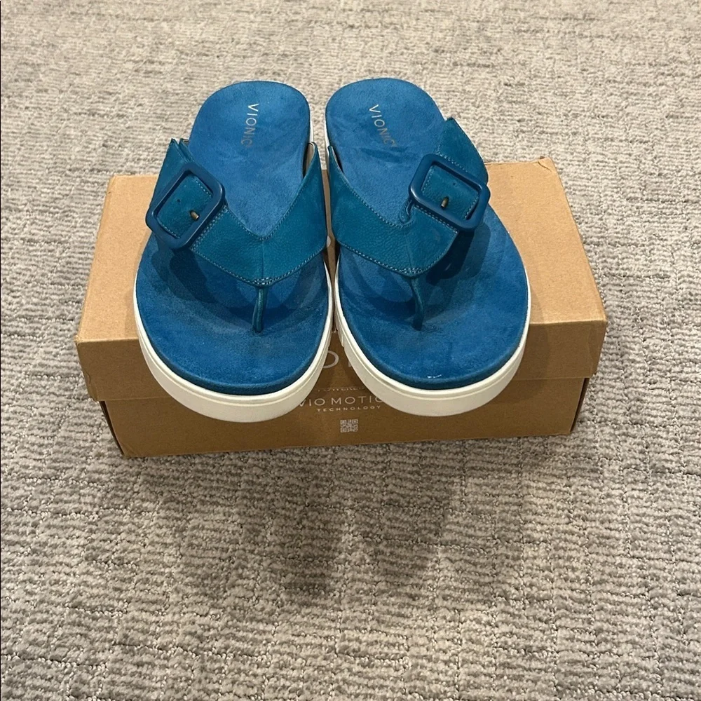 Vionic elegant blue