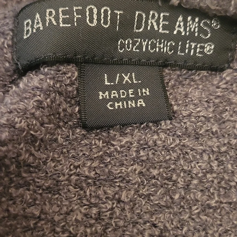 Barefoot Dreams CozyChic Lite Gray Island Wrap Size L/XL
