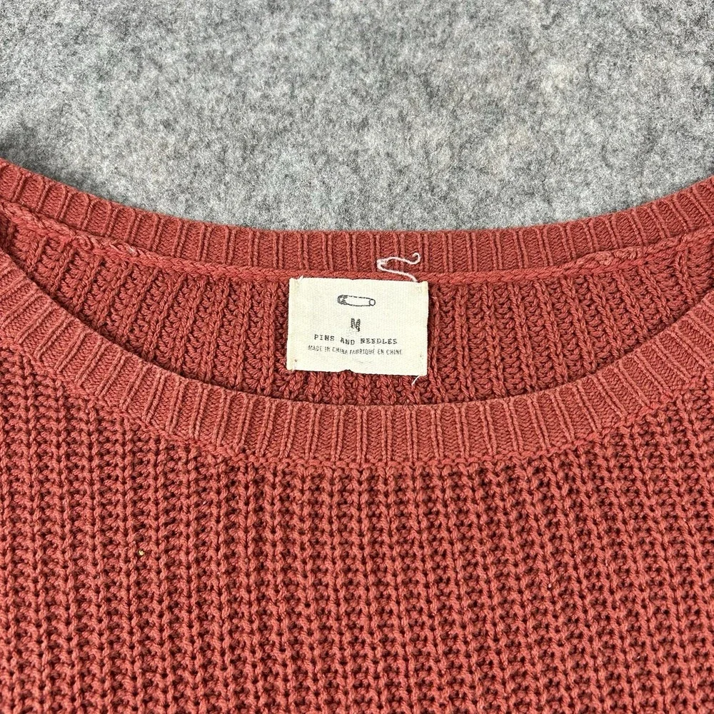 Pins & Needles Urban Outfitters Sweater Womens Medium Red Pullover Lace Trim Big