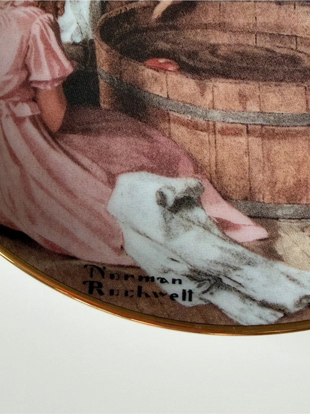 The Bradford Exchange saucer use 1996