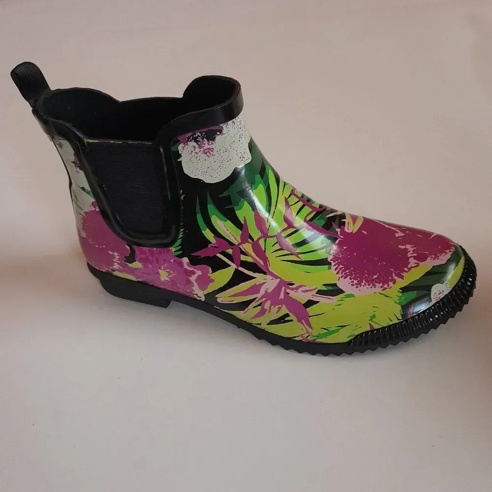 Cougar Women’s Multicolor Ankle High Rain Boot Size 8