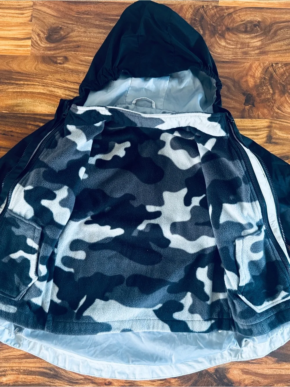 Eddie Bauer kids hooded