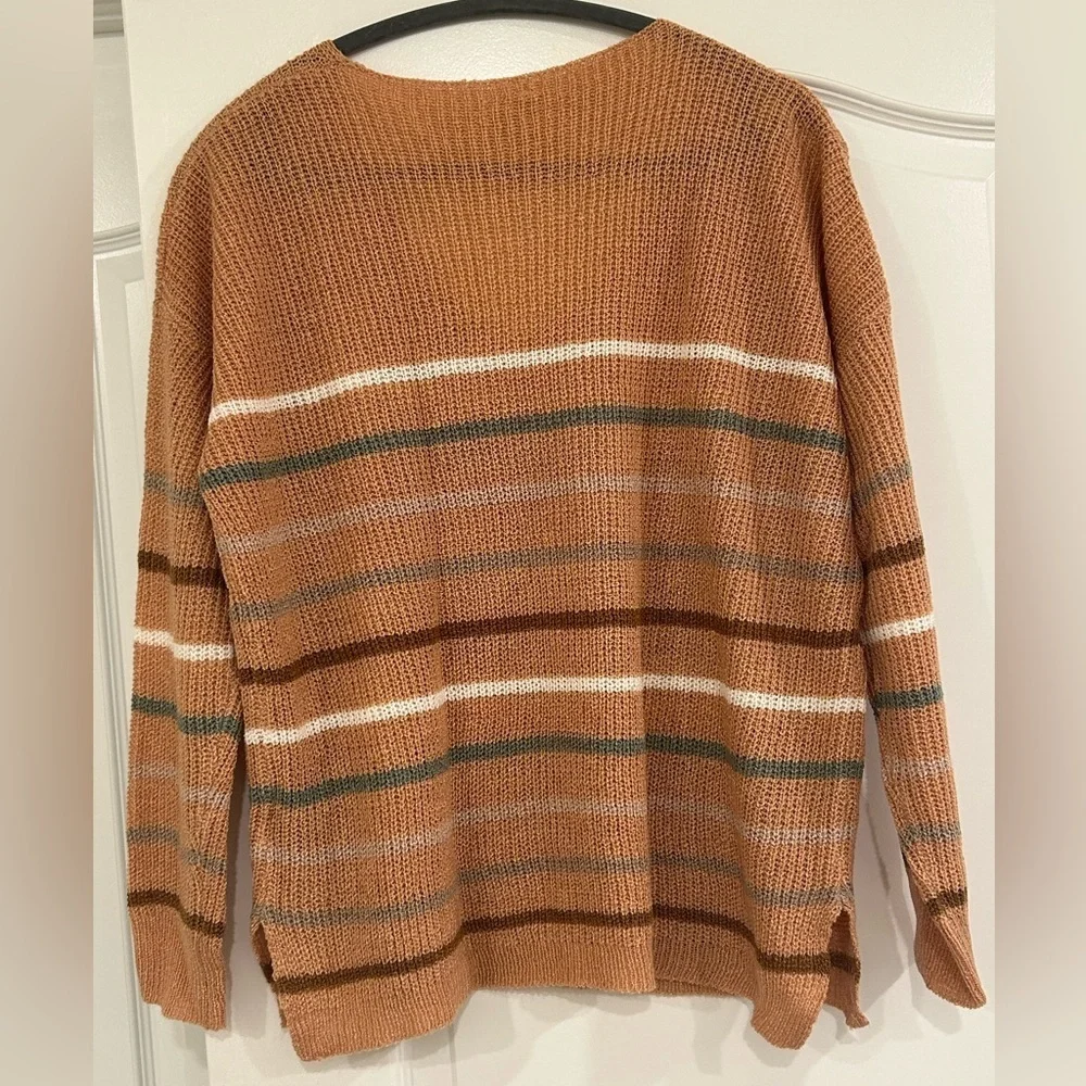Wishlist euc stripe