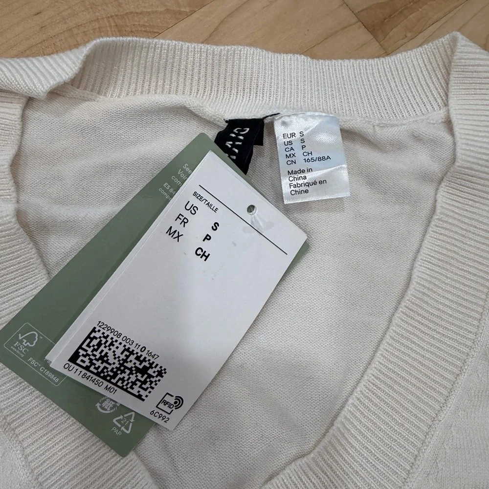 H&M Black and White Striped V-Neck Sweater