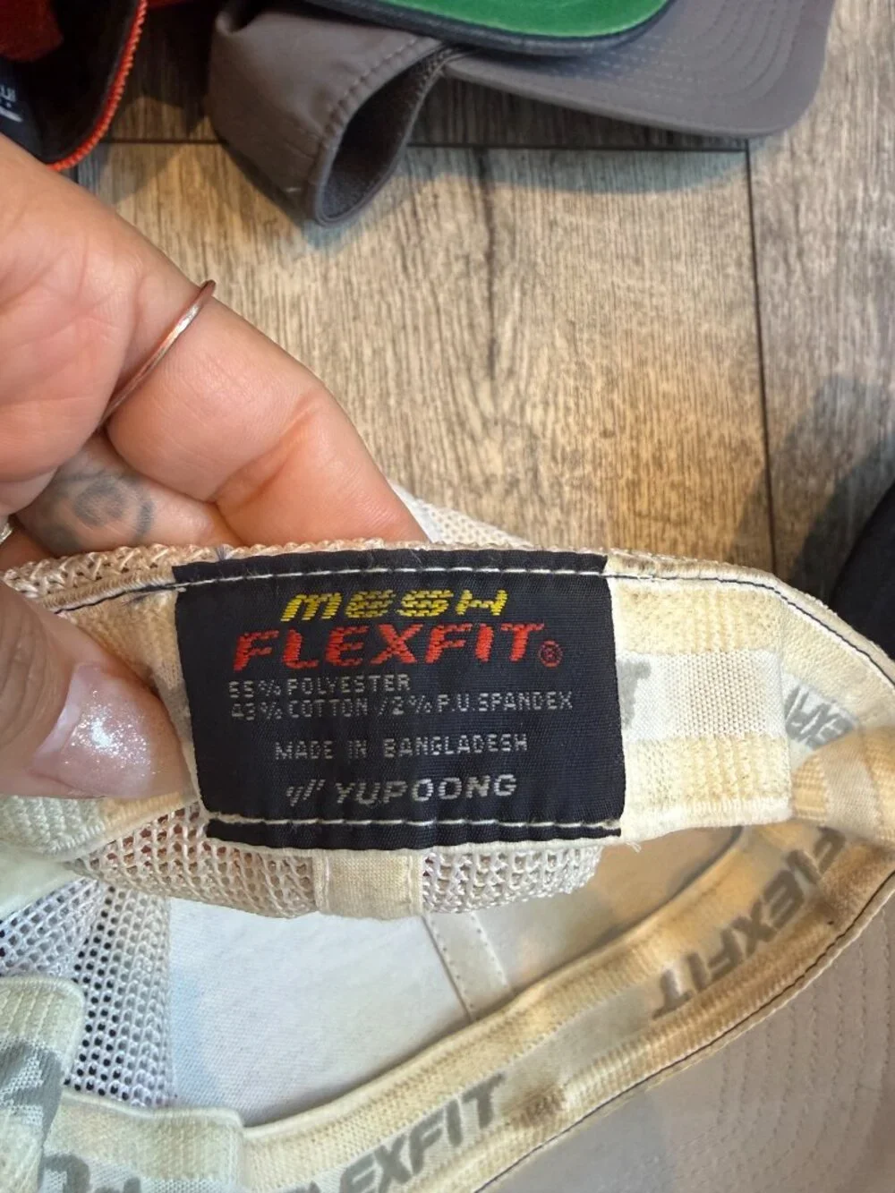 Yupoong mesh flex