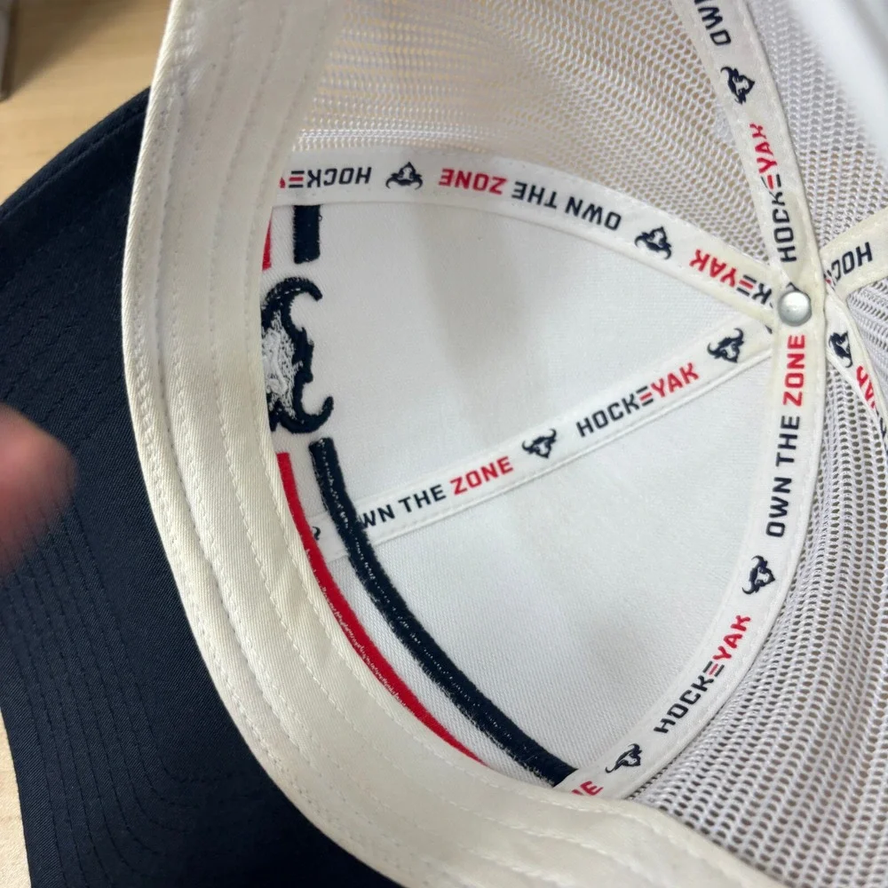 Hockeyak up sale