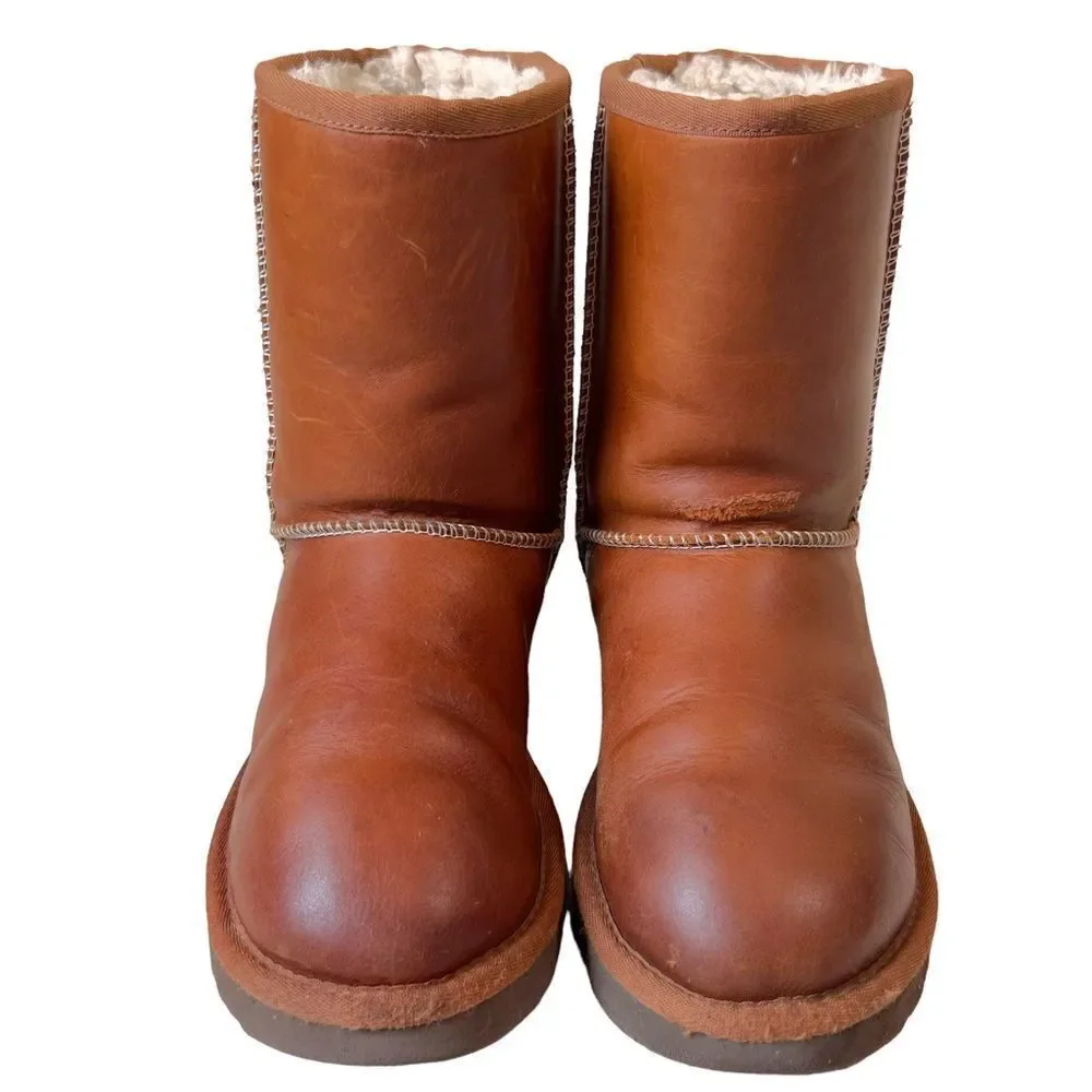 UGG classic short