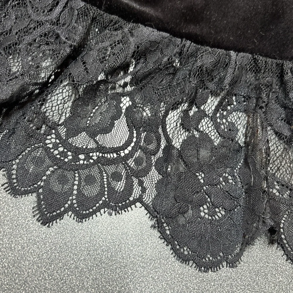 Adrianna Black Velvet Short Sleeve Top Lace Hem Size XL‎ Whimsigoth Fairygrunge