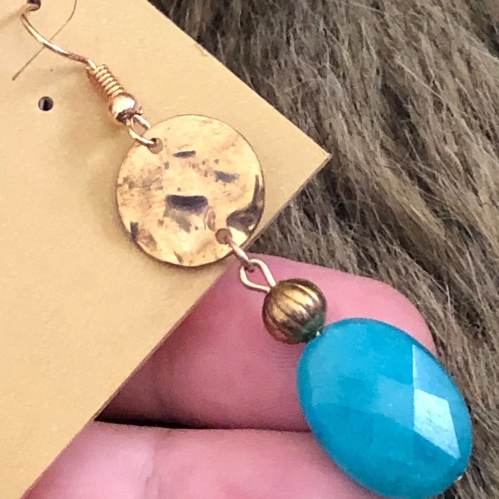 Vintage repurpose faceted