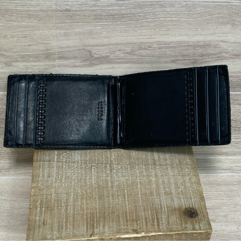 Fossil men black