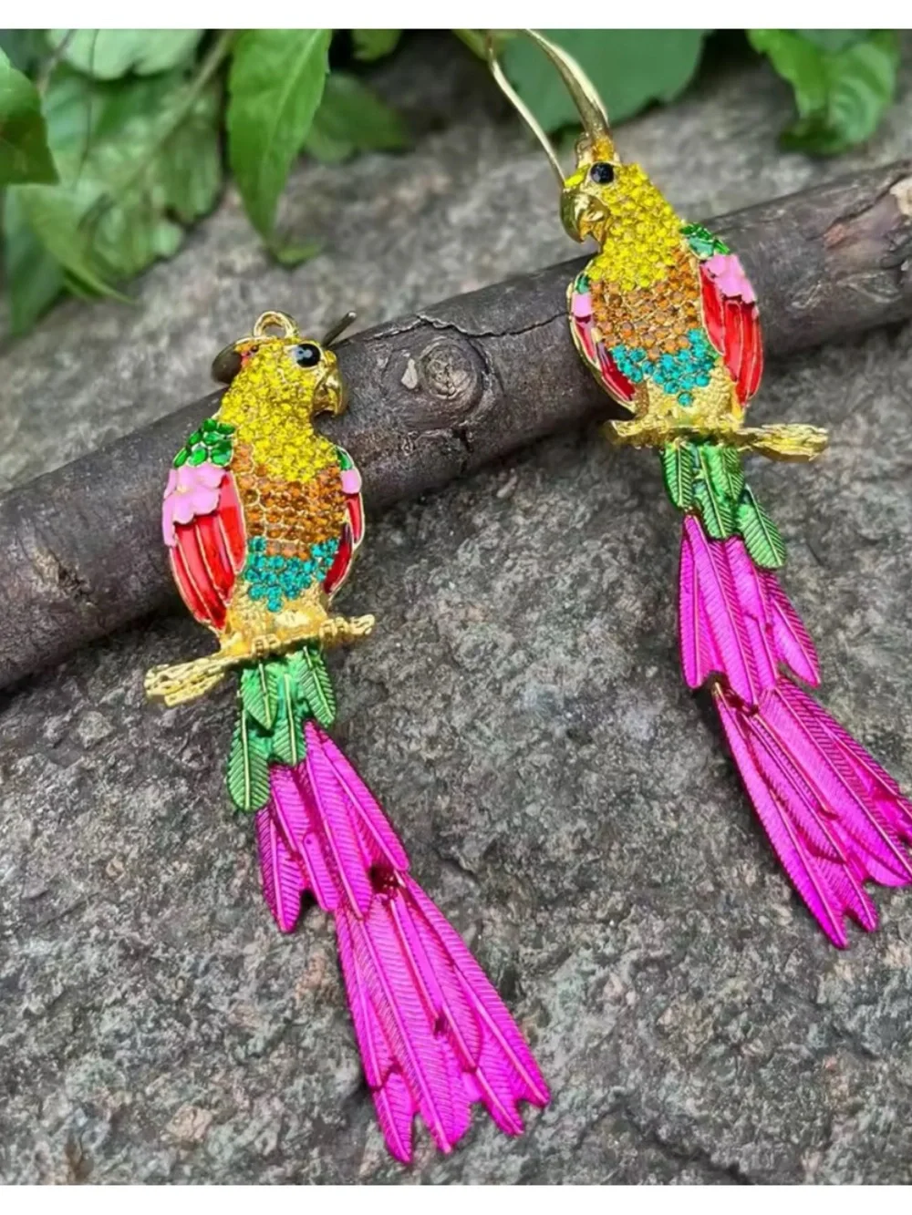 Zara bold parrot