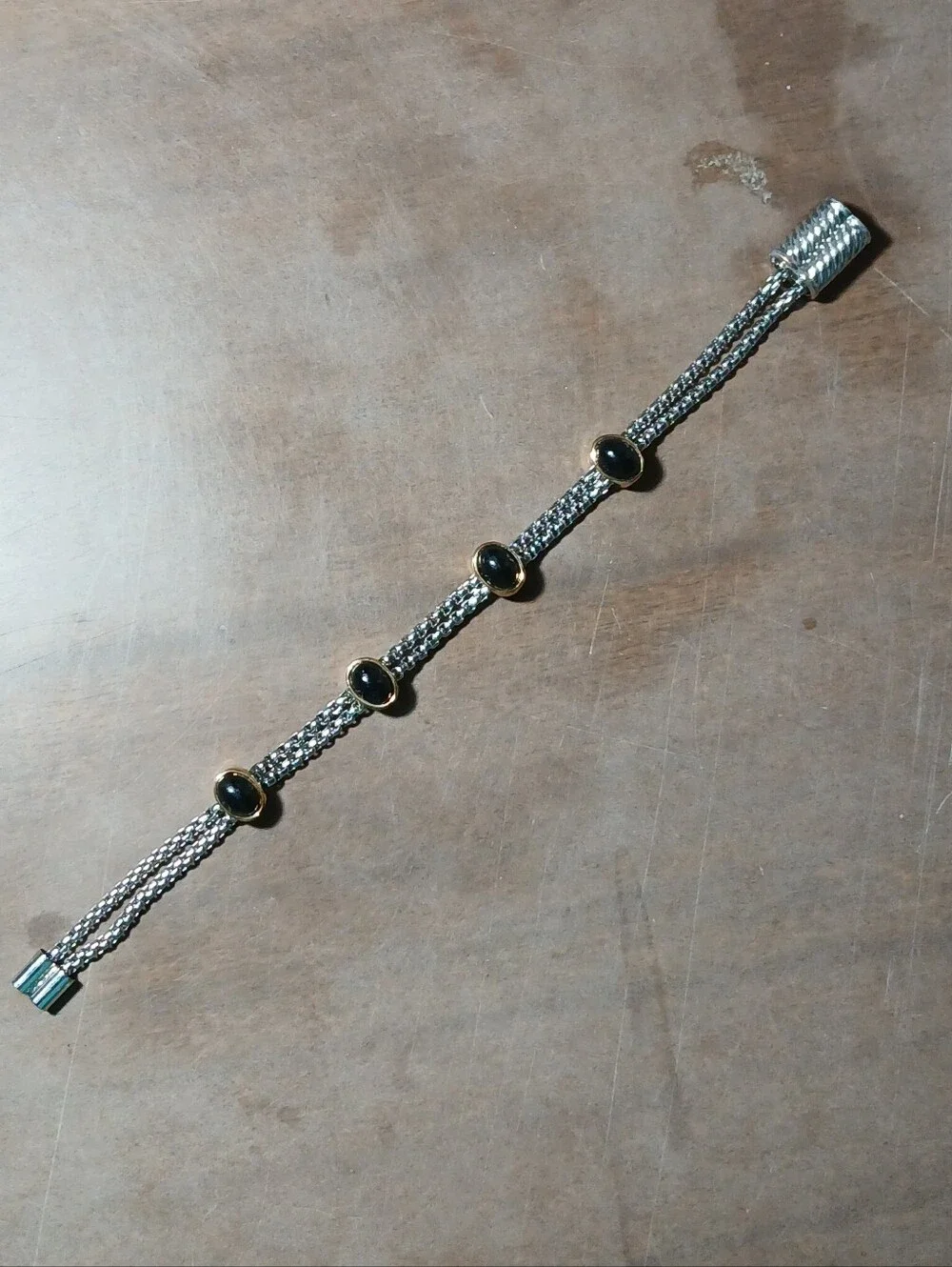 N/A silver tone