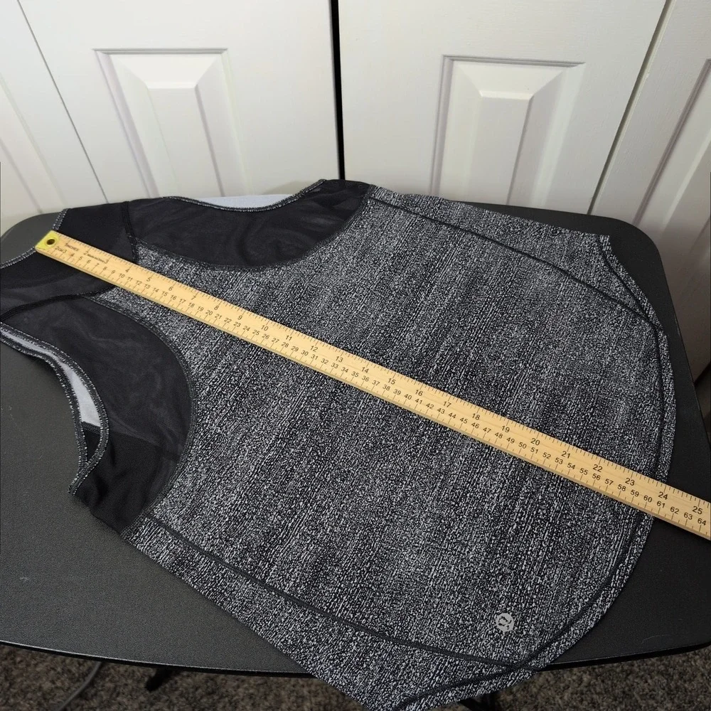 lululemon athletica pre owned
