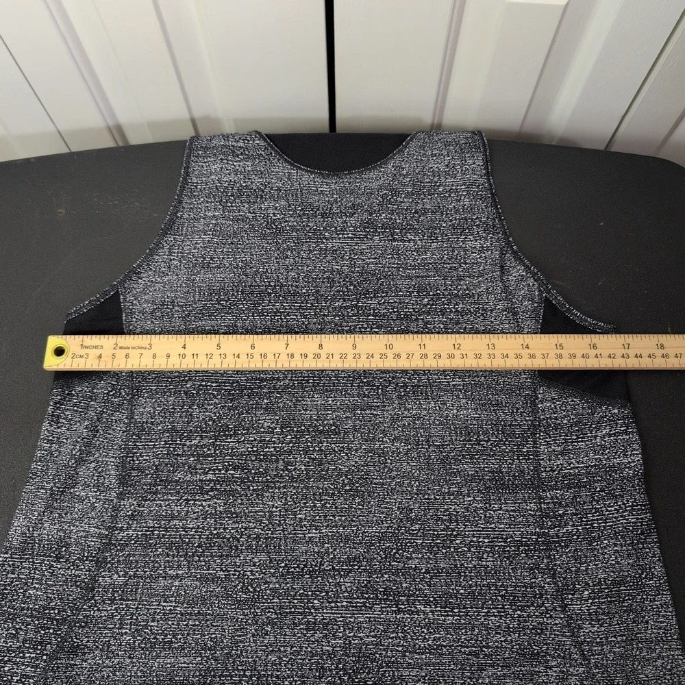 lululemon athletica pre owned