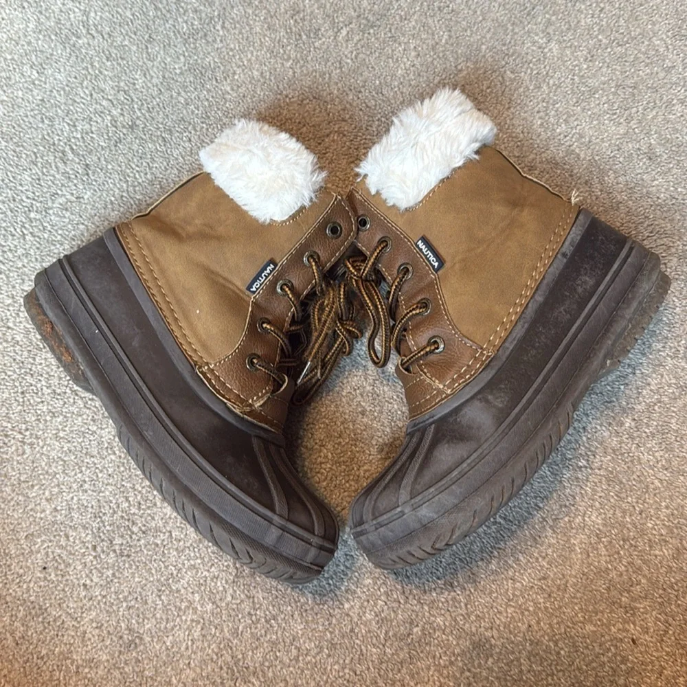 Nautica Danube Waterproof Snow Duck Lace Up Boots Size 1