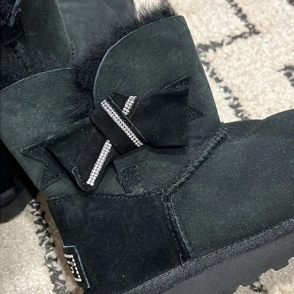 UGG JACKEE SWAROVSKI Boots NWOT