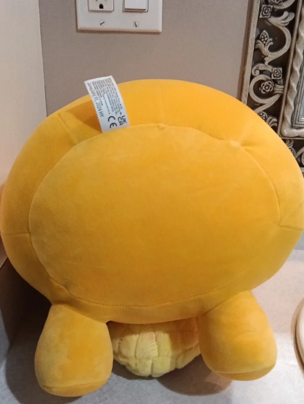 N/A cute yellow