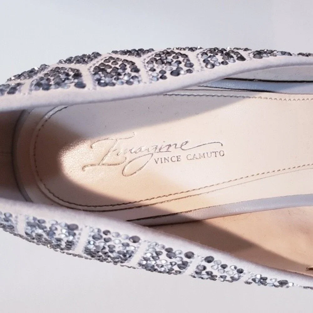 Vince Camuto Silver Studded Bridal Pumps Size 9M
