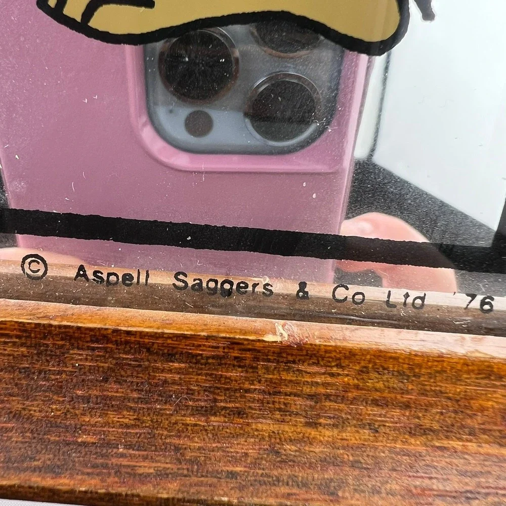 Vintage 1976 Disney‎ Lady & the Tramp Mirror Wood Frame Aspell Saggars