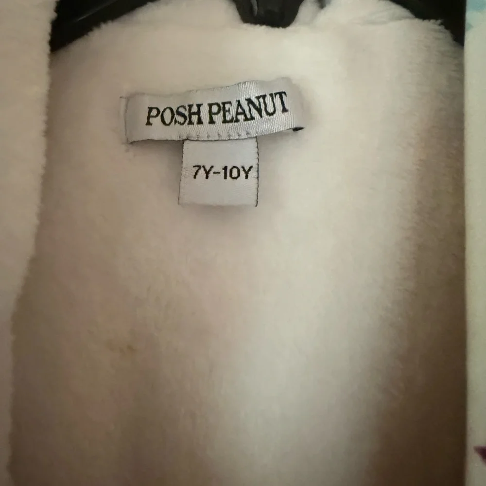 Posh Peanut soft hooded