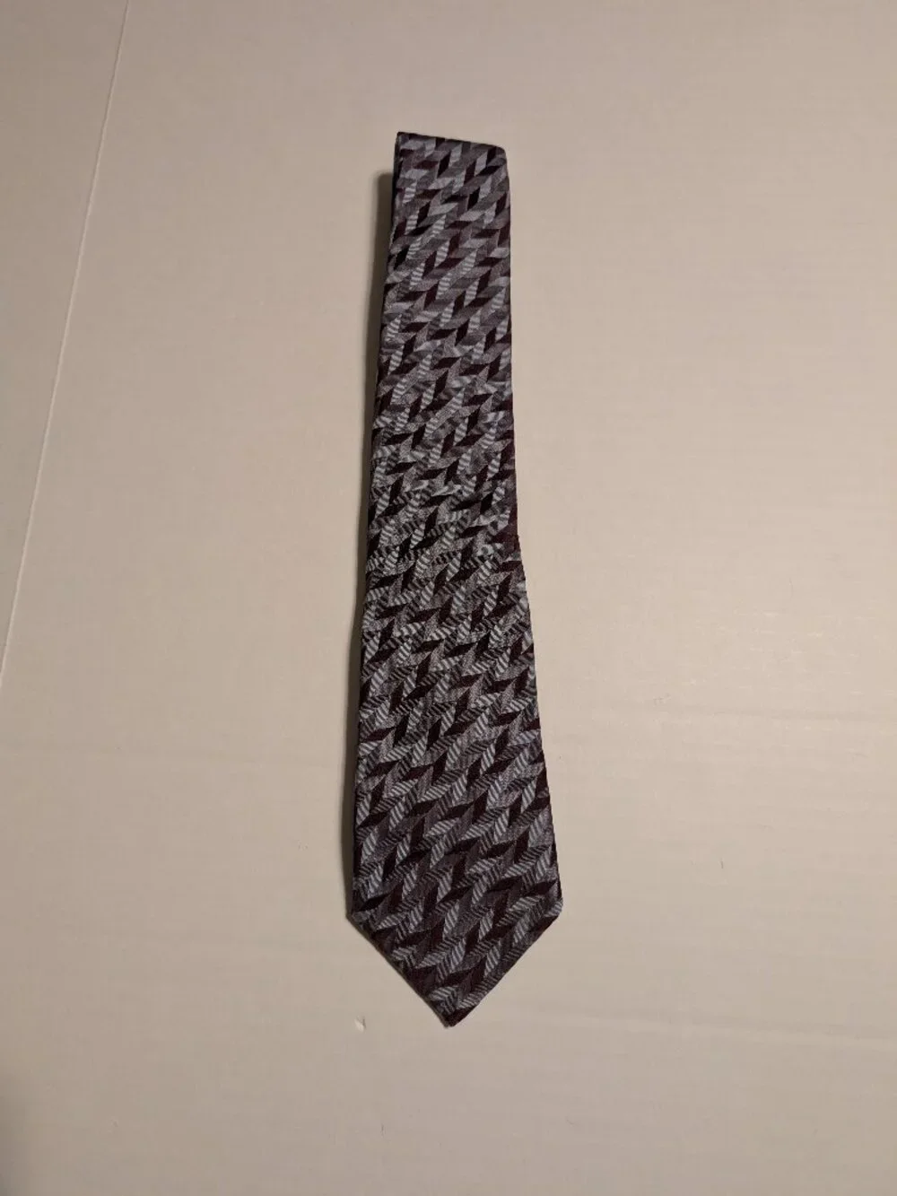 Emporio Armani Burgandy and Grey Geometric Pattern Tie Made in Italy NWT