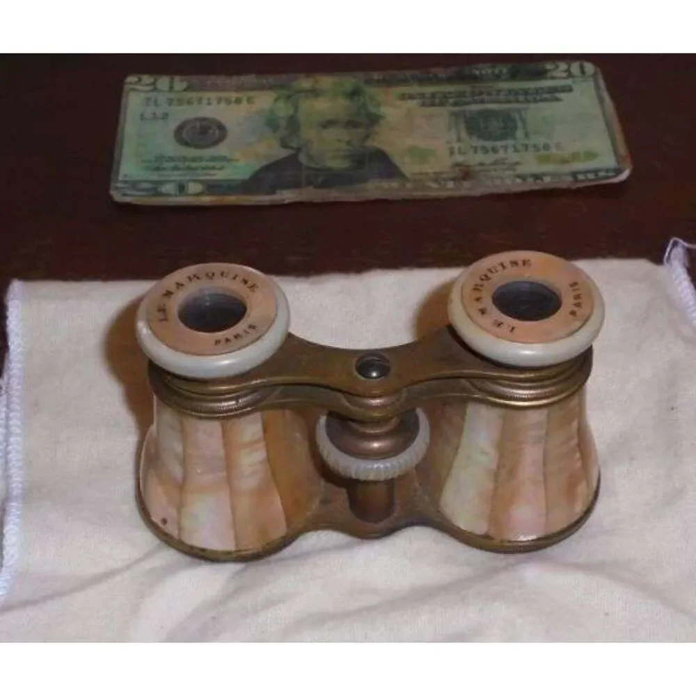 Le Marquise Victorian Mother of Pearl Opera Glasses.