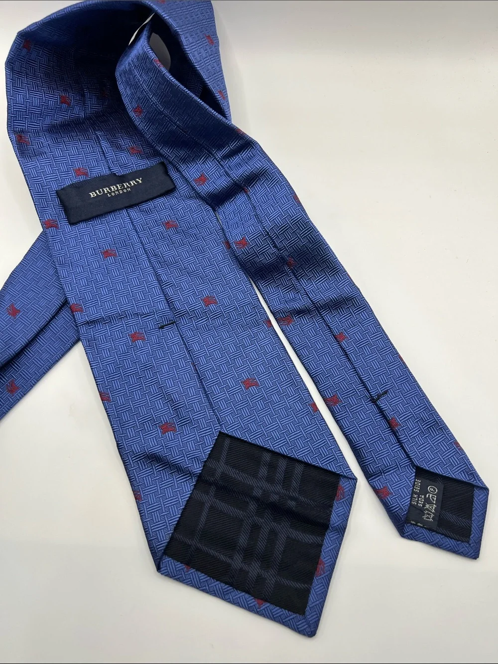 Burberry 503 refined