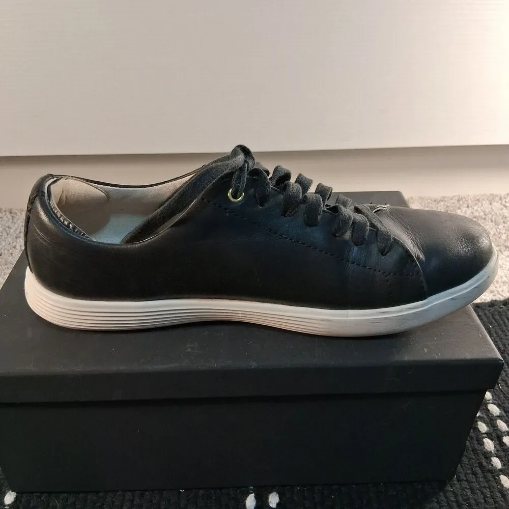 Cole Haan product details