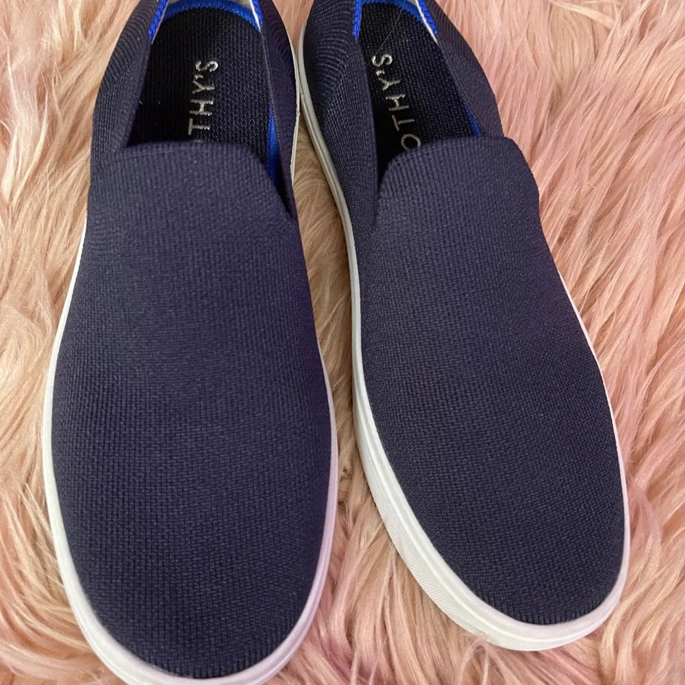 Rothys deep navy blue size 9.5 woman’s sneakers