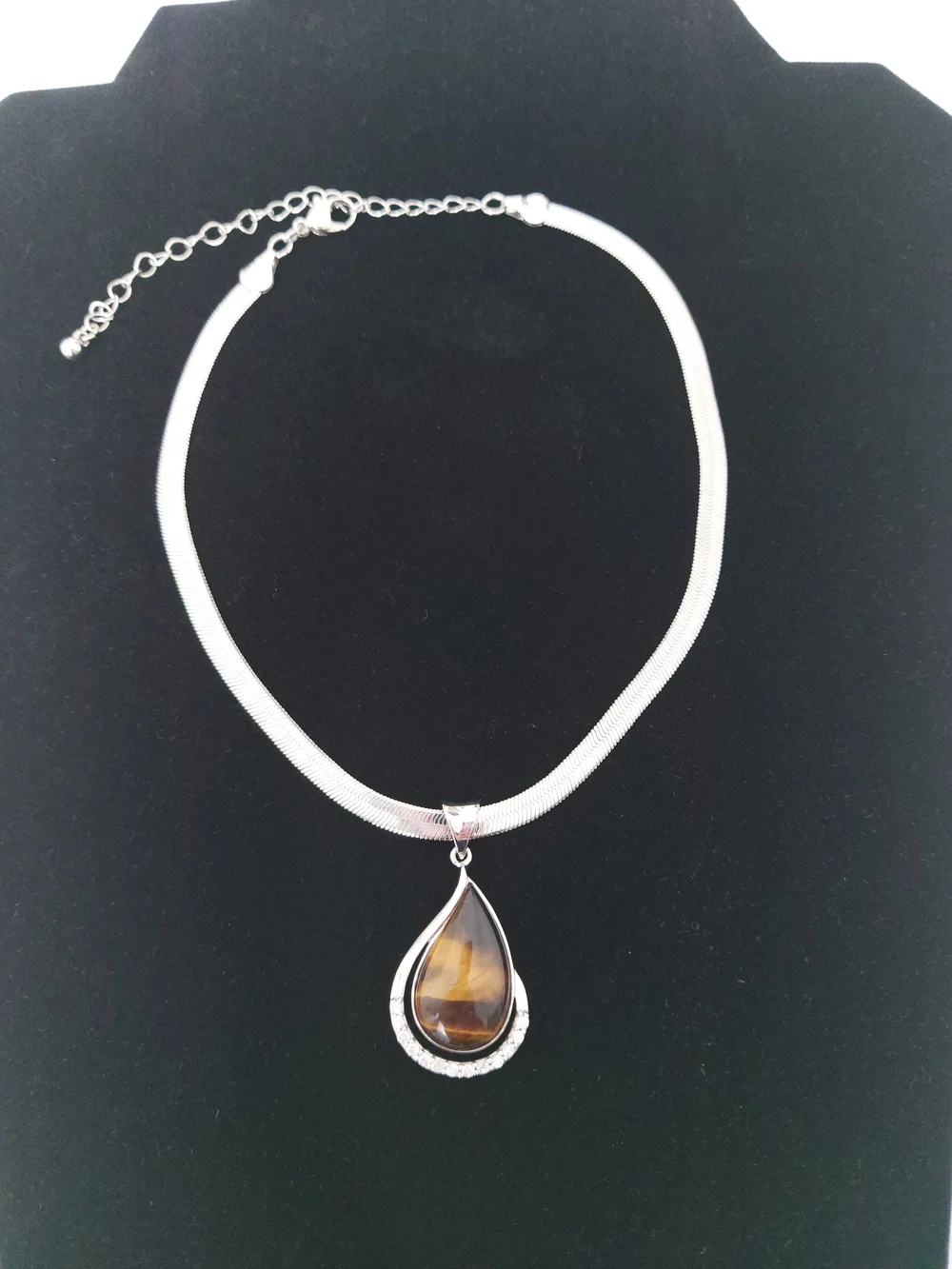 N/A elegant teardrop