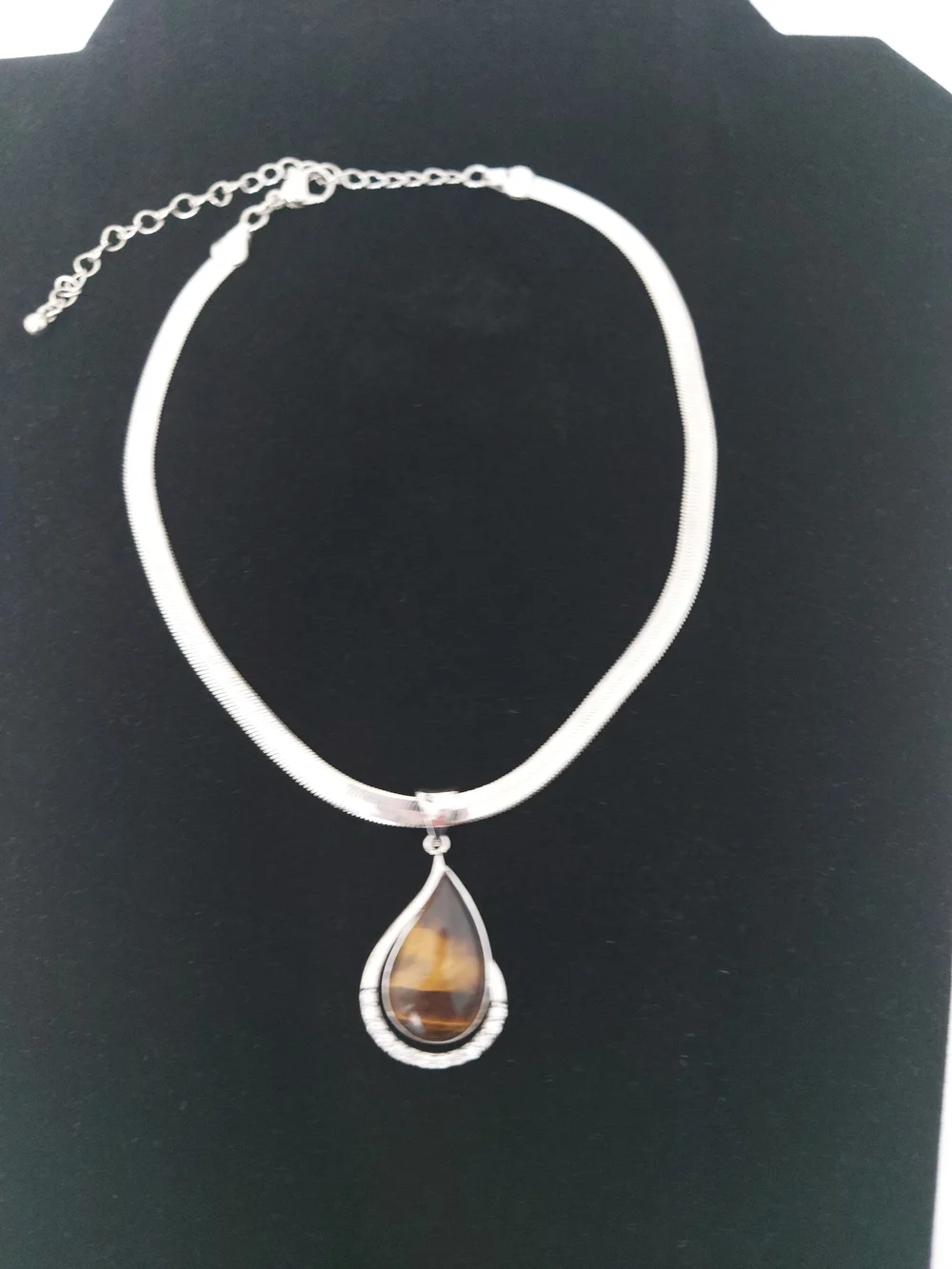 N/A elegant teardrop