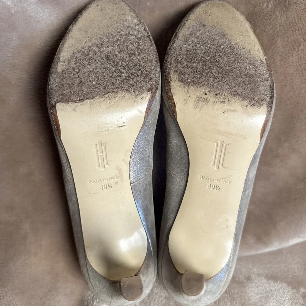 Hobbs London step into