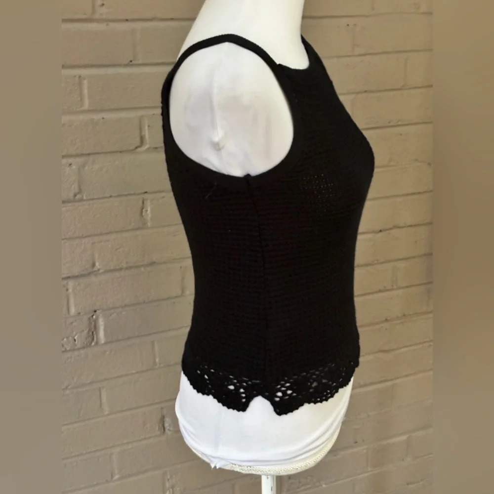 Abercrombie Kids black crochet top 11/12