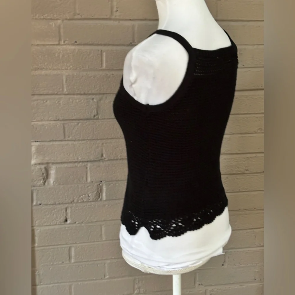 Abercrombie Kids black crochet top 11/12