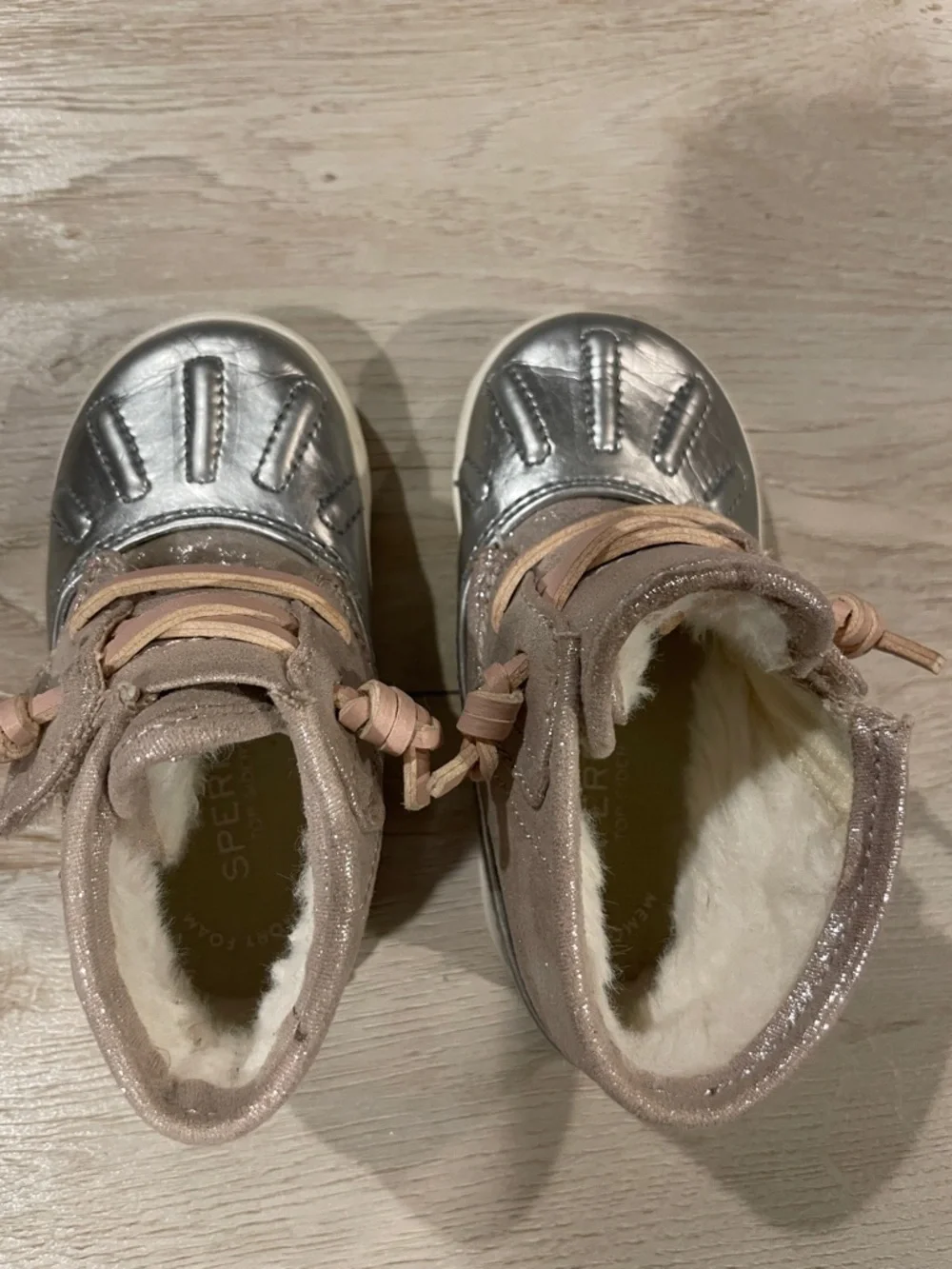 Sperry size 4m