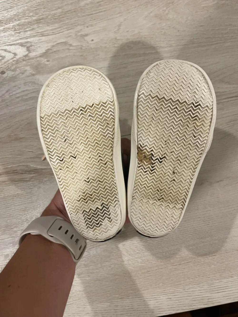 Sperry size 4m