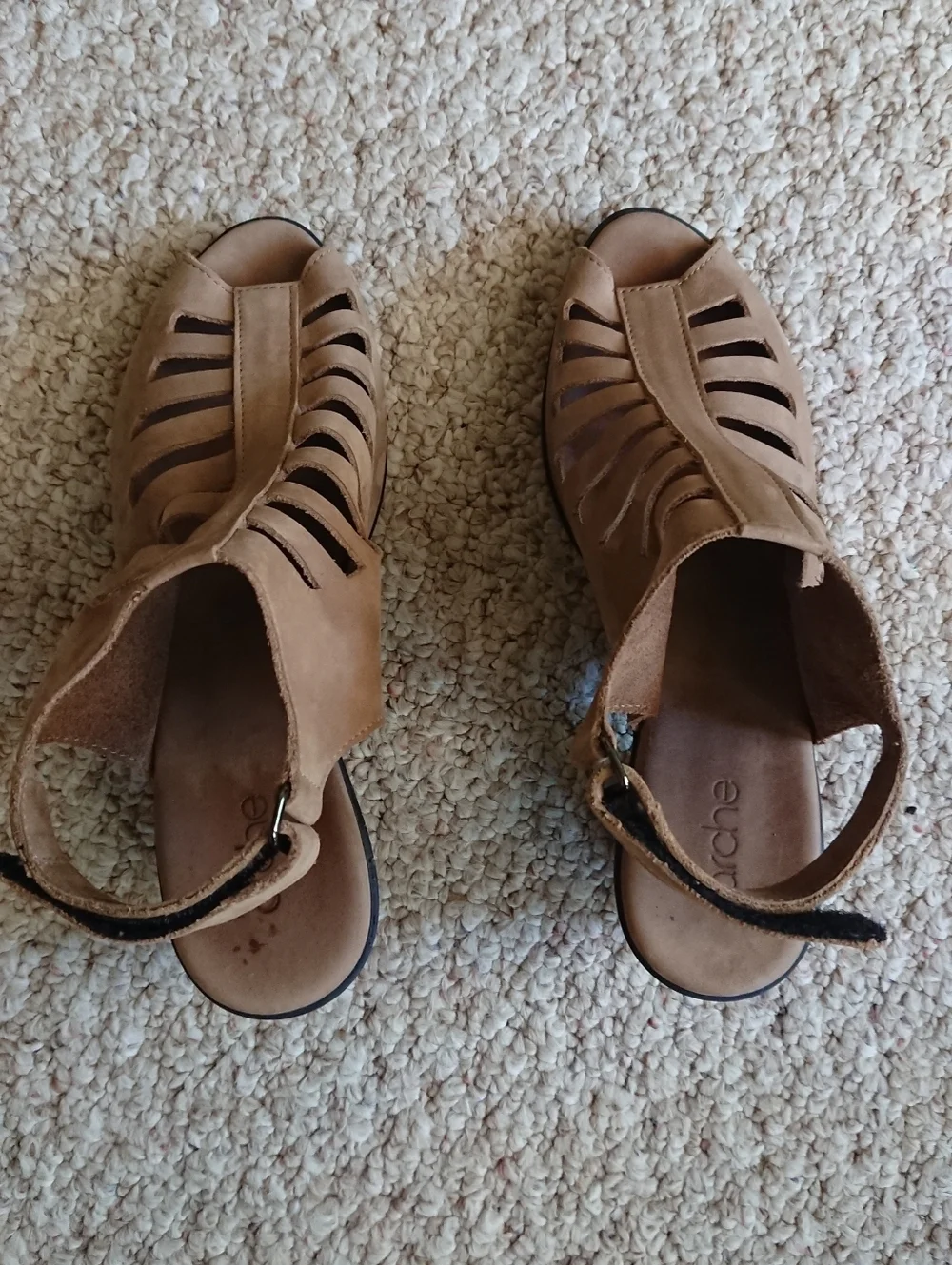 Arche fit details heel