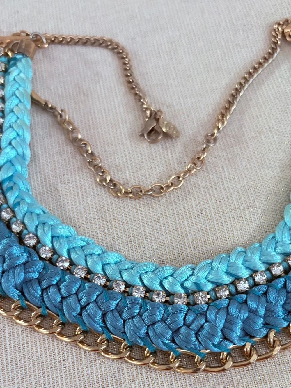 Tommy Bahama this necklace
