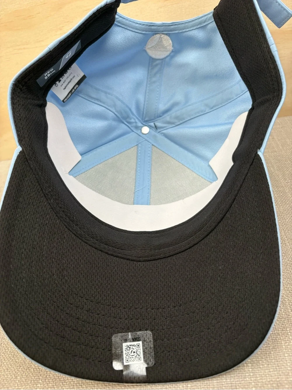 TaylorMade cap light