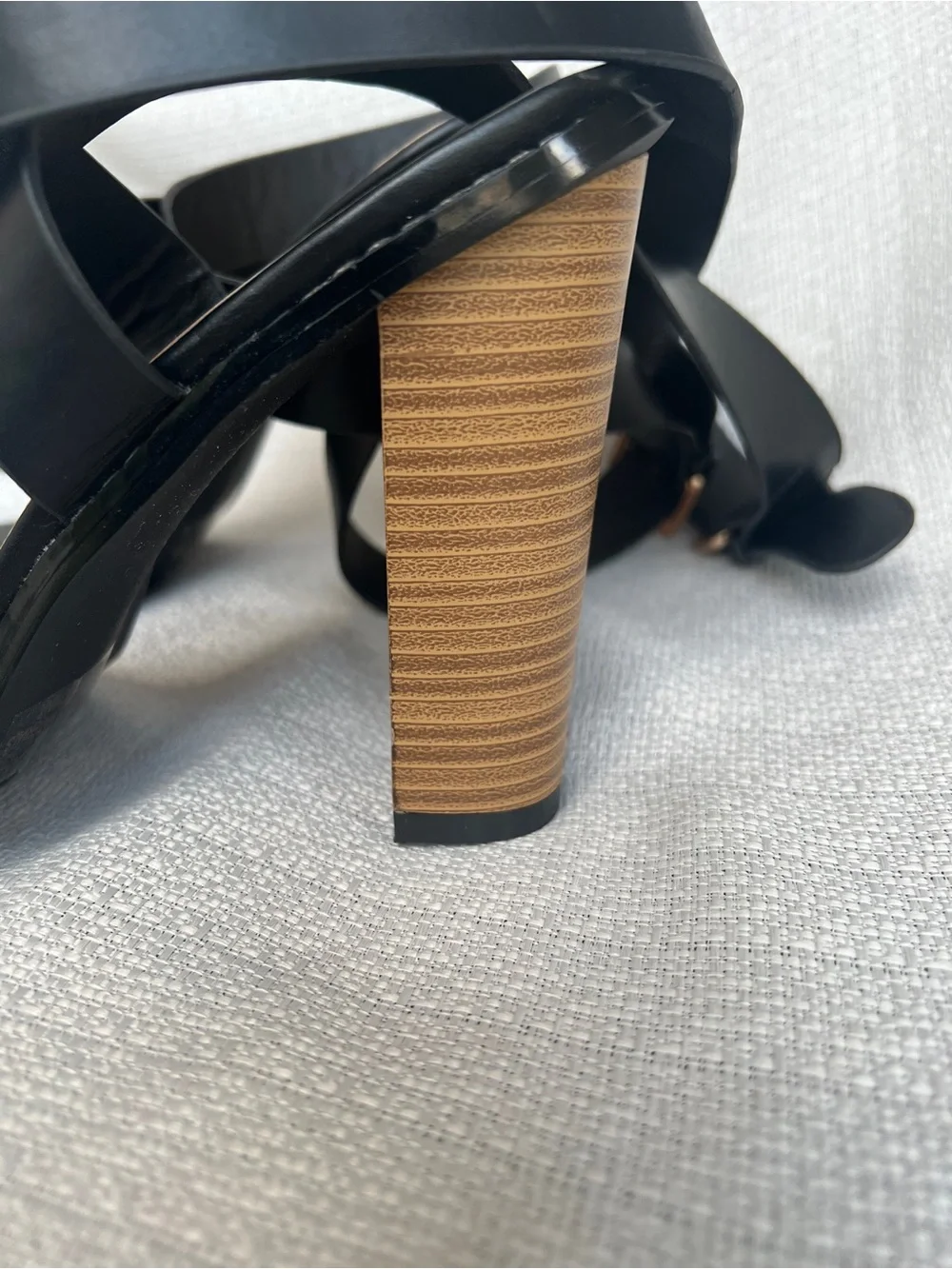 N/A elegant black