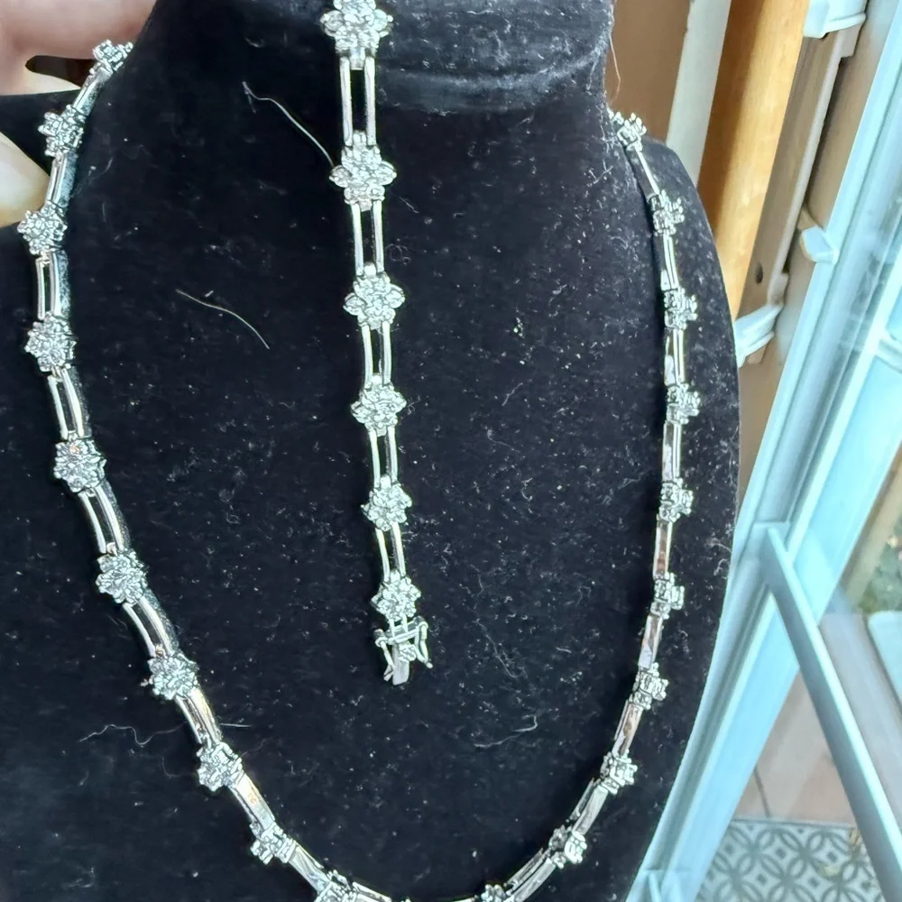 Nolan Miller length bracelet