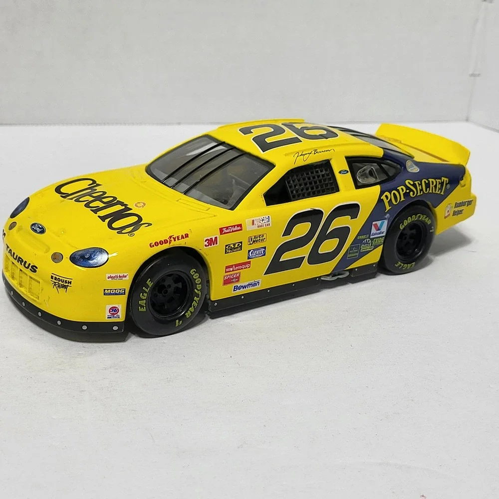 Racing Champions 1998 Johnny Benson 26 Cheerios Ford Taurus 1:24 Diecast Car