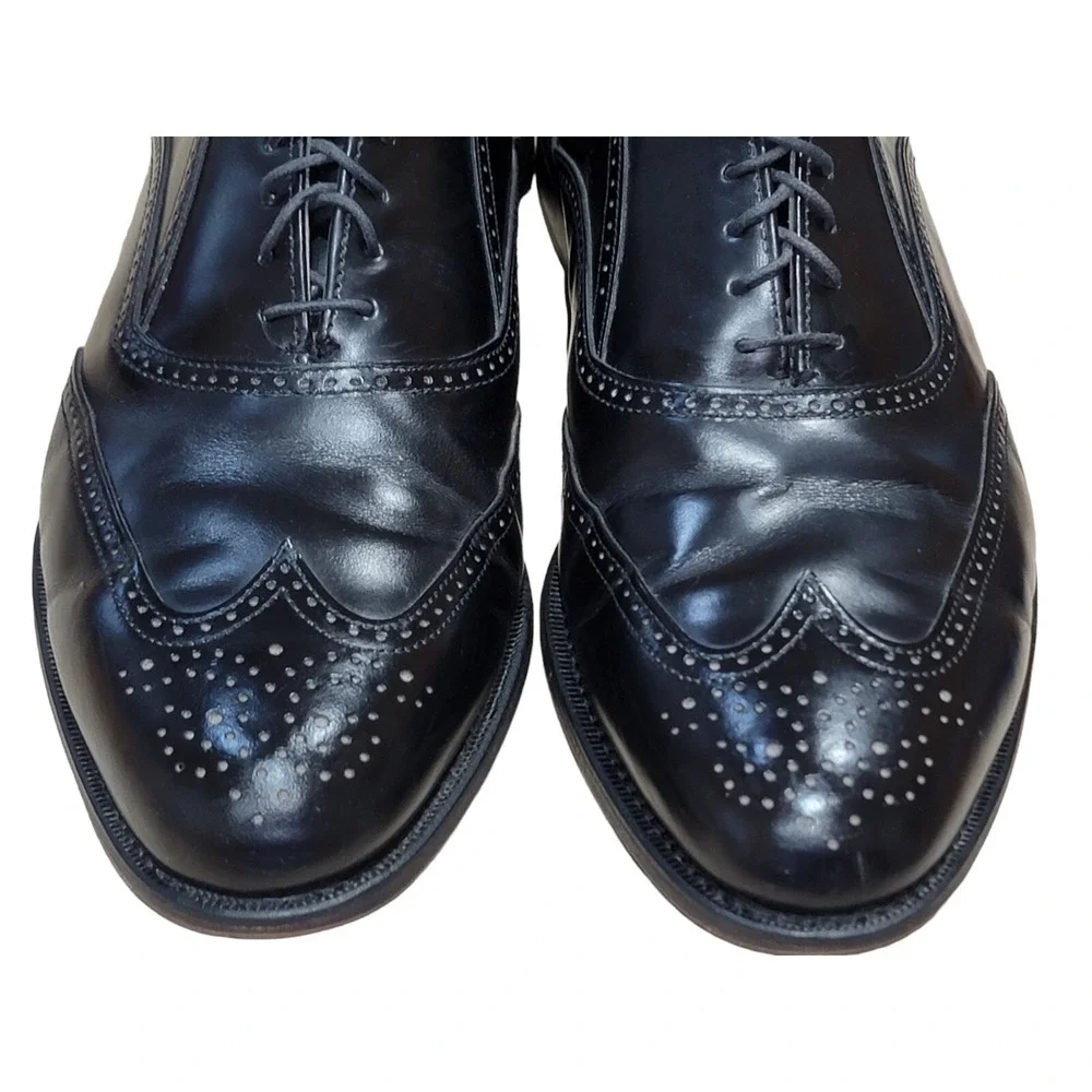 Dexter men wing