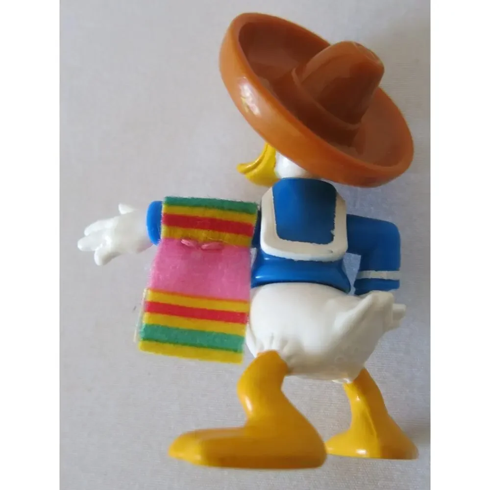 Vintage Disney McDonald Donald Duck Three Caballeros Figurine in Box 1996 Toy