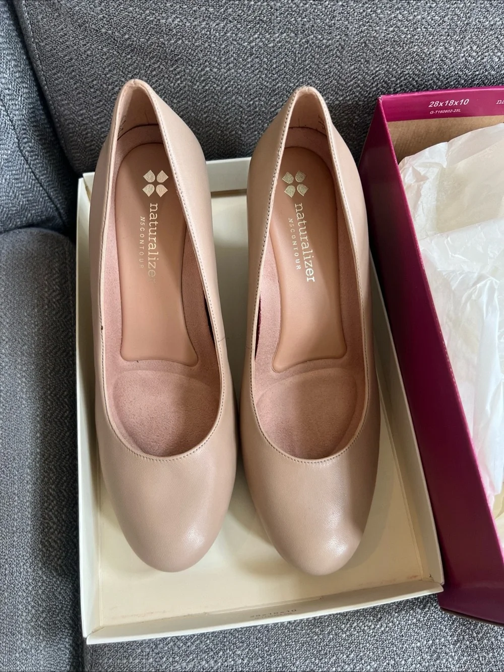 Naturalizer smooth leather