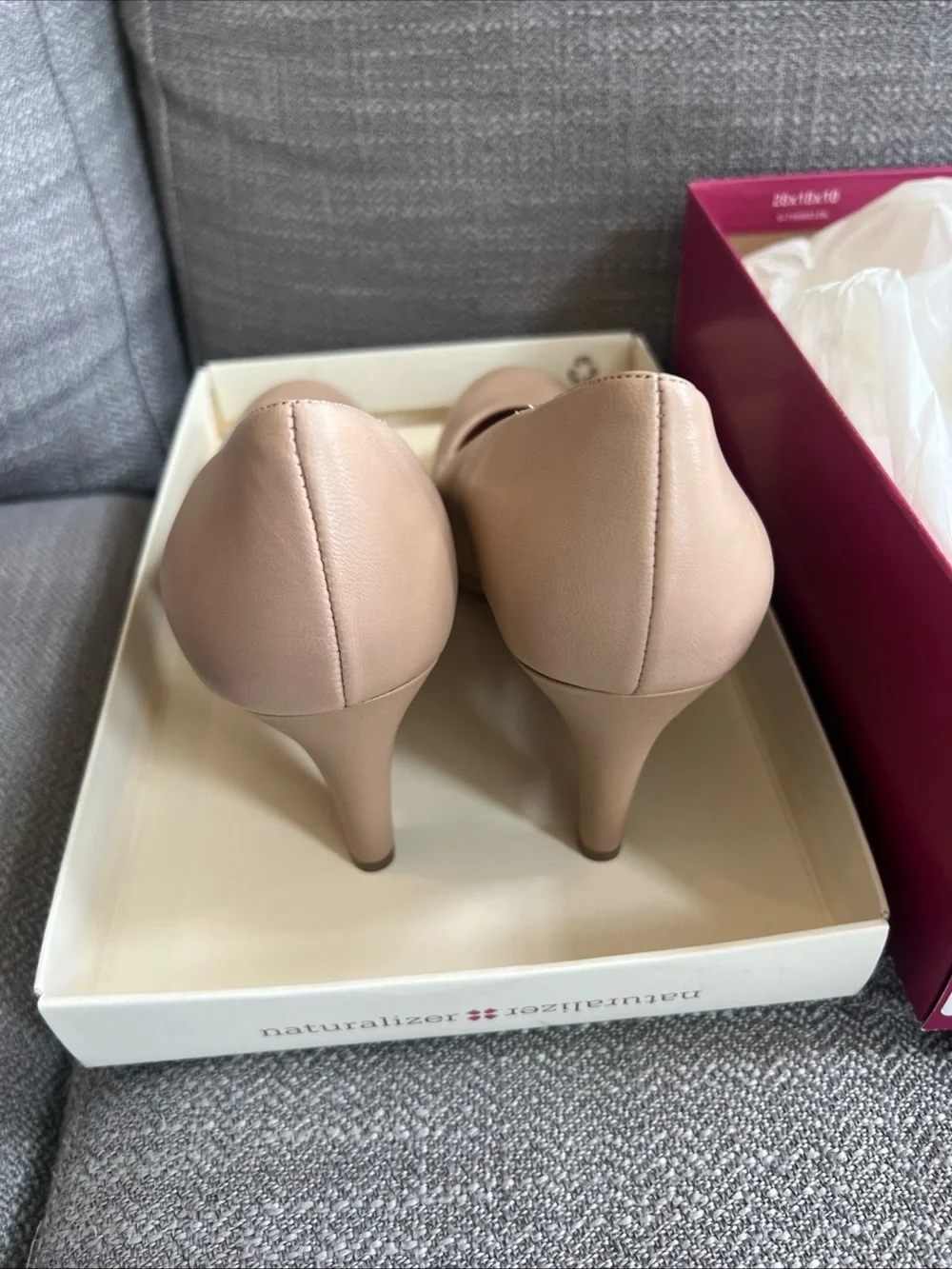 Naturalizer smooth leather