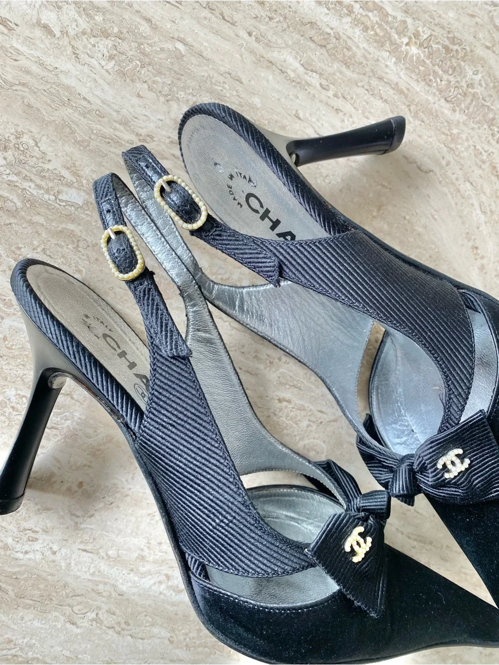 CHANEL vintage black