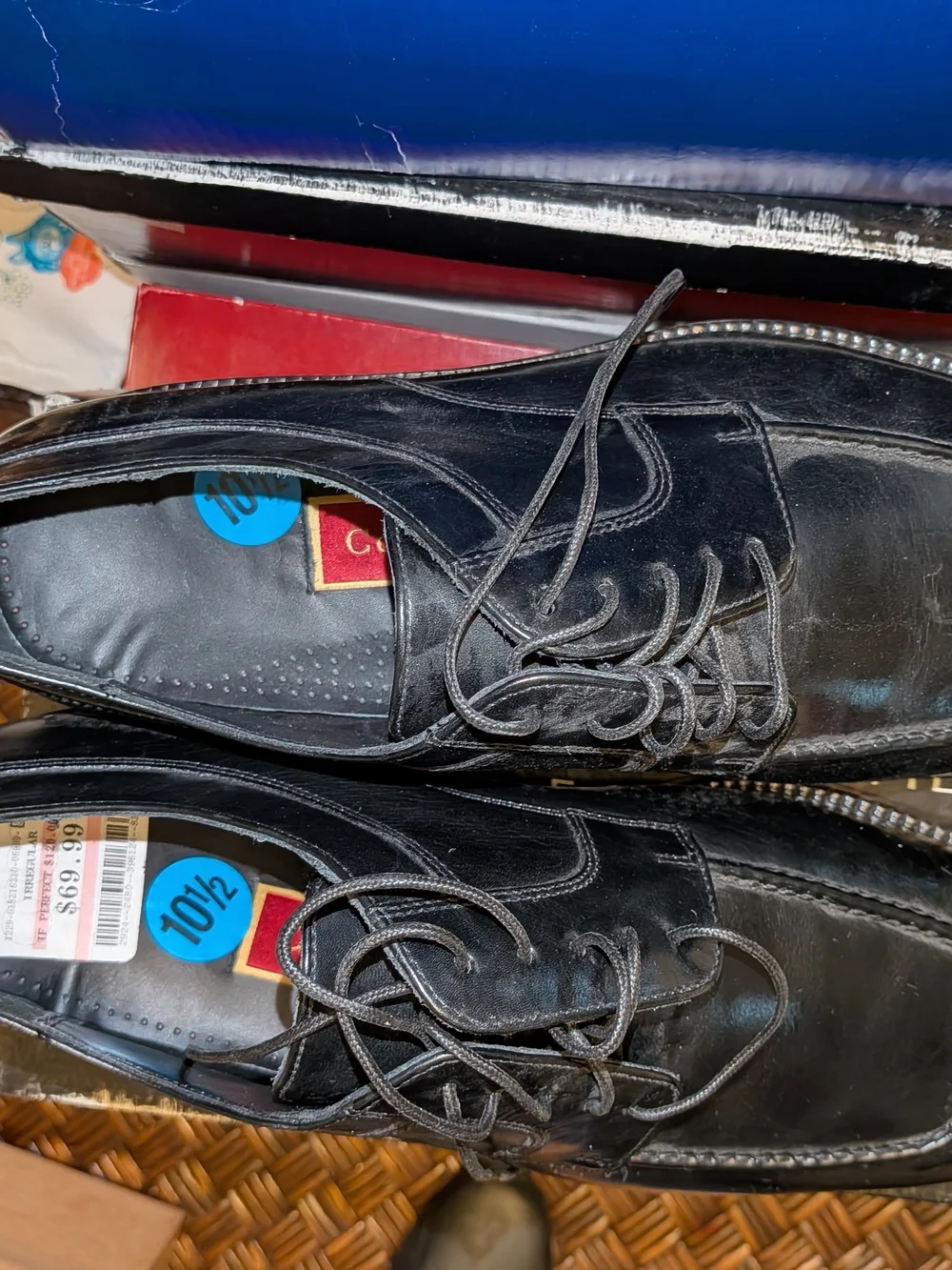 Cole Haan Black Leather Lace-Up Oxfords