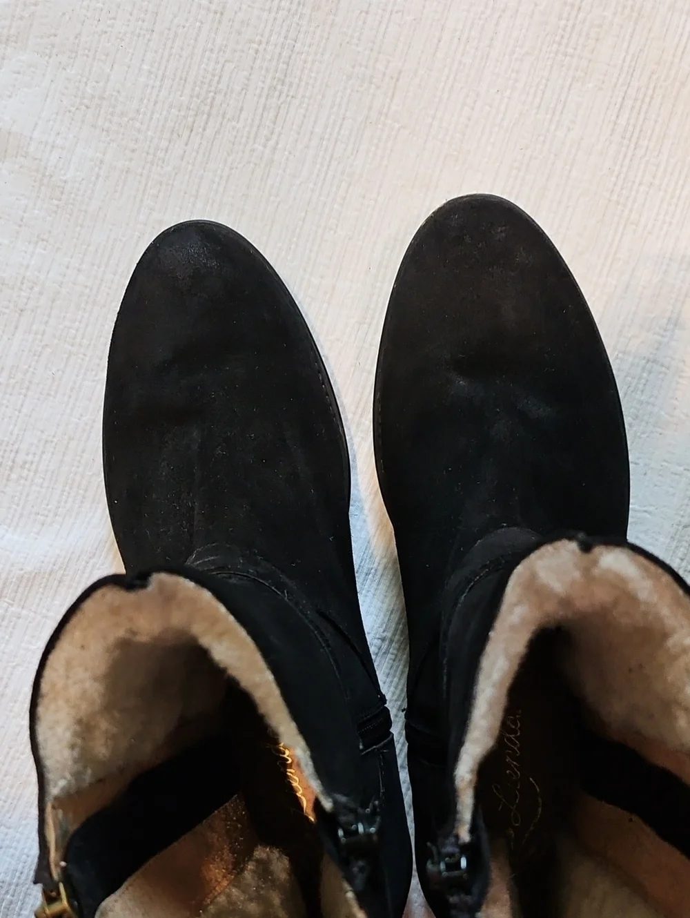 Lienda - Anthroplogie - Above Ankle Suede Boots Size 40
